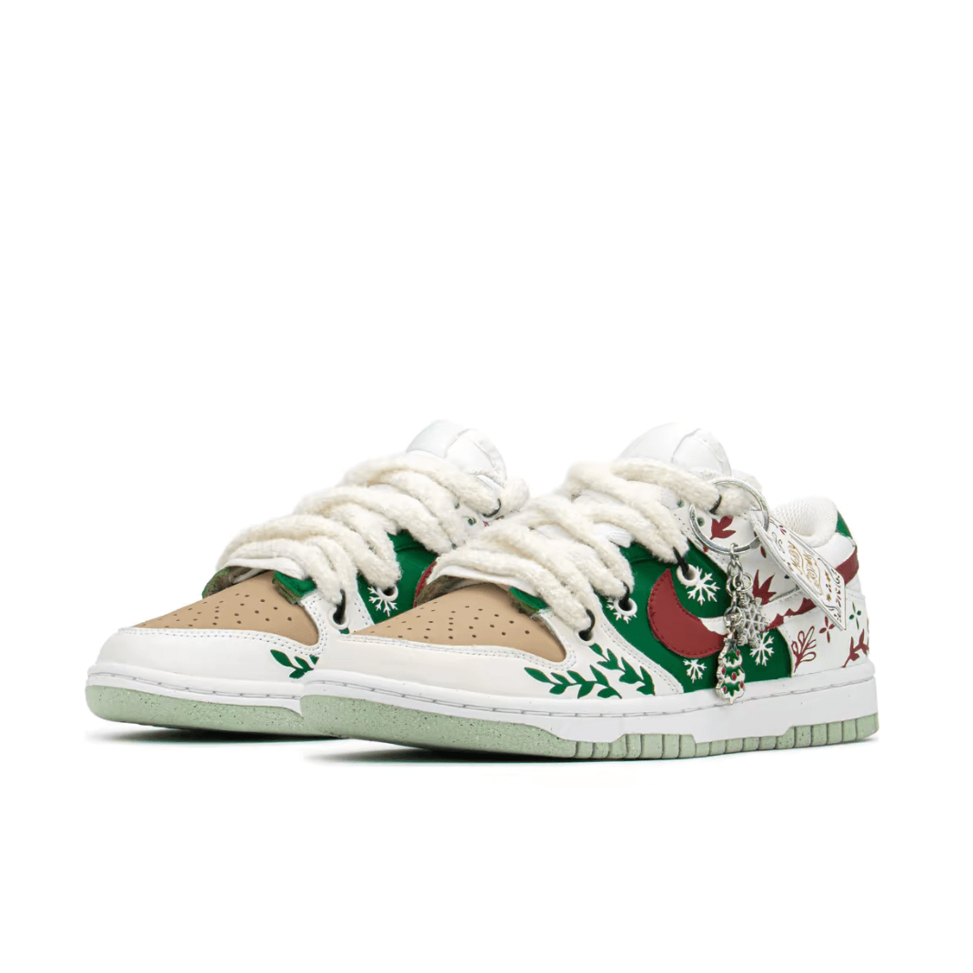 Custom Dunk Christmas Green Red White Snowflakes Christmas Tree Pendant